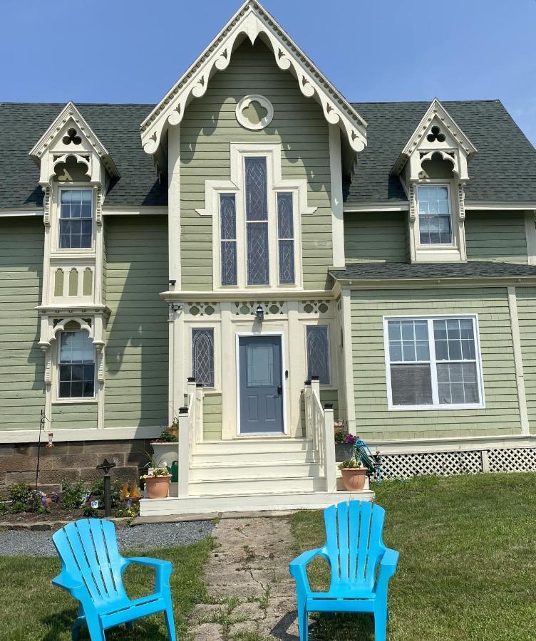 بيكتو Seabank House Bed And Breakfast The Royal المظهر الخارجي الصورة